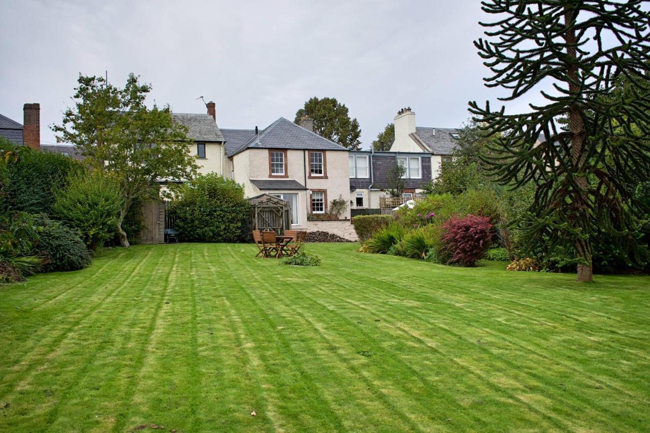 Violet Cottage Jedburgh Dış mekan fotoğraf